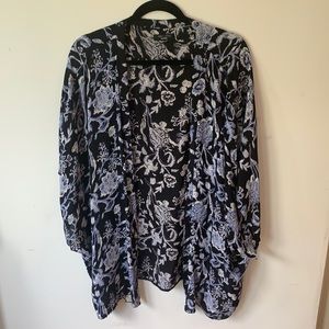 New Look Inspire Blue and White Kimono Style Top One Size